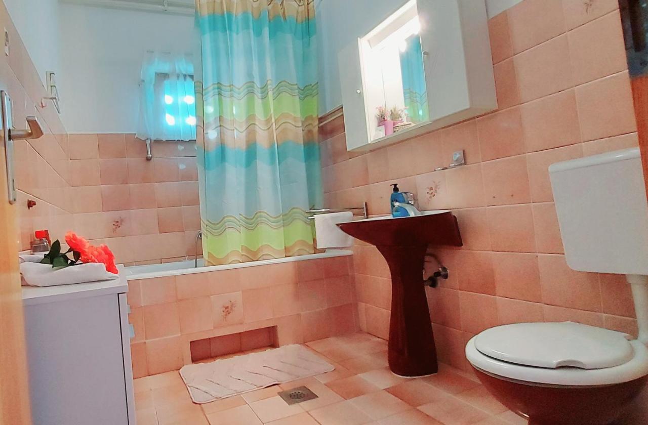 Apartment Luka Добринь Экстерьер фото